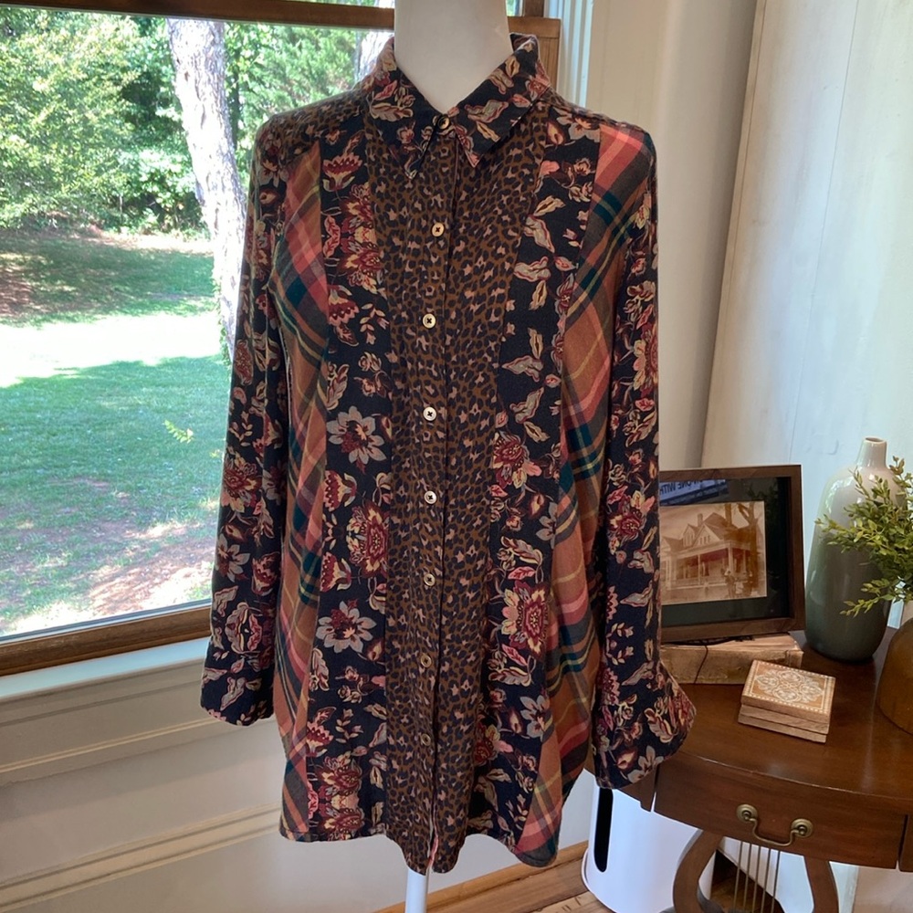 Soft Surroundings Icon Print Mix Tunic Shirt Black Thrush Sz M